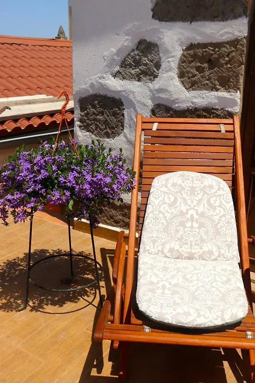 Casa La Candelaria Guest House Moya